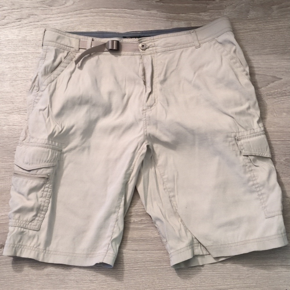 Bc Clothing Expedition Cream Cargo Shorts Size 36